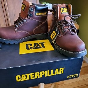 CAT Boots